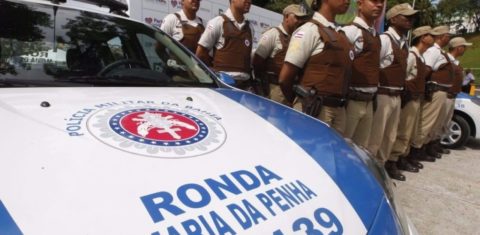 Policiais da Ronda Maria da Penha em Salvador antes da pandemia: isolamento social provocou redução do número de denúncias de violência contra mulheres (Foto: Matheus Pereira/Governo da Bahia)