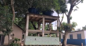 Às margens do Rio Negro, comunidade ribeirinha em Manaus não tem acesso à água potável