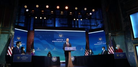 O presidente Joe Biden na apresentação de sua equipe climática: aposta em ação integrada para fazer políticas avançarem (Foto: Alex Edelman/AFP - 19/12/2020)