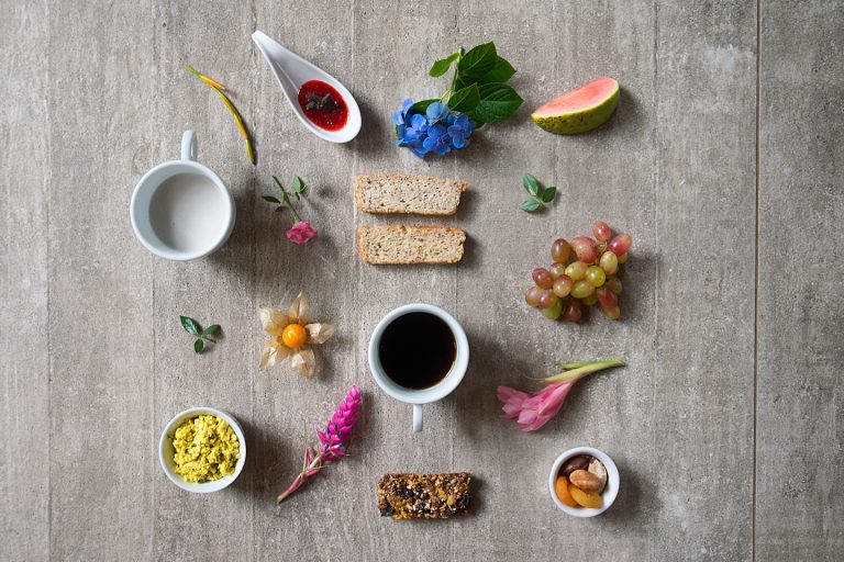 Hotéis veganos: café da manhã do Ritualli, em Penedo (RJ)