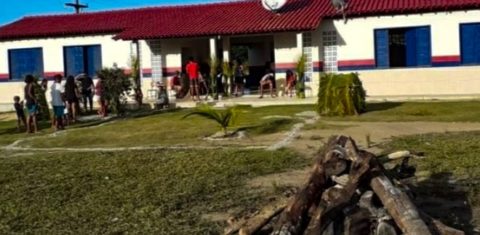 Prédio da sede escolar Aksã da Aldeia Craveiro: alunos se recusam a fazer o Enem. Foto de Tamikuã Pataxó