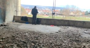 Dom: depósito de seres humanos