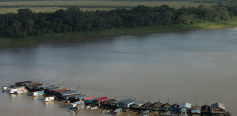 Garimpo ilegal de ouro nas proximidades da comunidade de Rosarinho, em Autazes, no Amazonas: prefeitura aciona governo estadual e Ministério Público cobra ação da Polícia Federal (Foto: Bruno Kelly/Greenpeace/Amazônia Real)