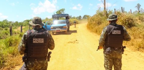 Policiais militares em apoio a operação de órgãos ambientais no Pará: projeto dá mais poder a PMs e joga Ibama para escanteio (Foto: Agência Pará - 19/08/2019)