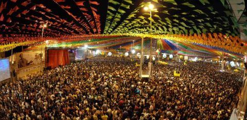 Multidão no São João de Campina Grande em 2019: cidades nordestina afetadas pelo cancelamento das festas juninas pelo segundo ano consecutivo (Foto: Prefeitura de Campina Grande)