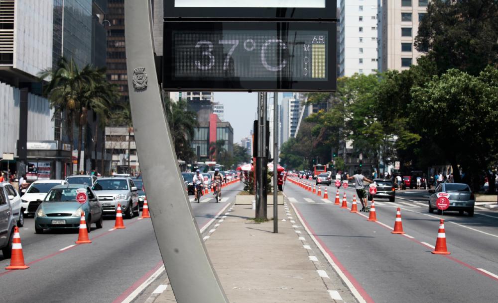 Onda de calor em São Paulo no ano passado: estudo aponta 239 relacionadas ao calor na capital paulista (Foto: Oswaldo Corneti/ Fotos Públicas)