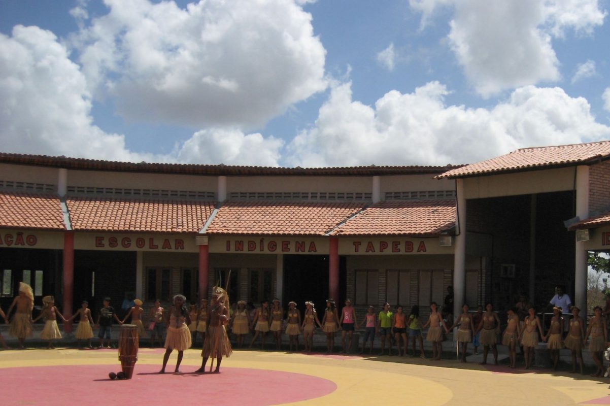 Escola indígena Tapeba: fruto de décadas de luta da etnia por educação que valorizasse sua cultura (Foto: Governo do Ceará)