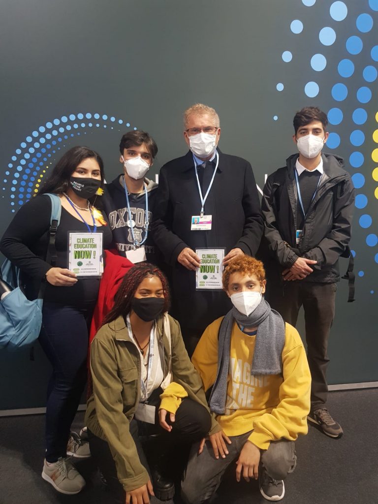 Jovens lideranças climáticas vão à COP26 em defesa do ensino climático nas escolas. (Foto: Arquivo Pessoal)