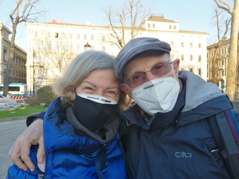 Lorena e Gian Andrea, criadores da associação Linea d’Ombra que acolhe refugiados. Foto WhatsApp