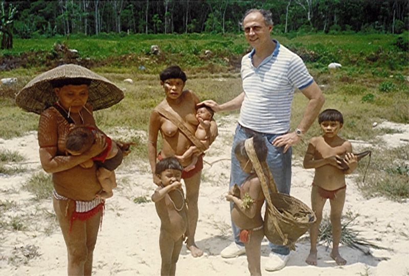 Em sua biografia, Suplicy conta como se aproximou dos Yanomamis. Foto Acervo pessoal