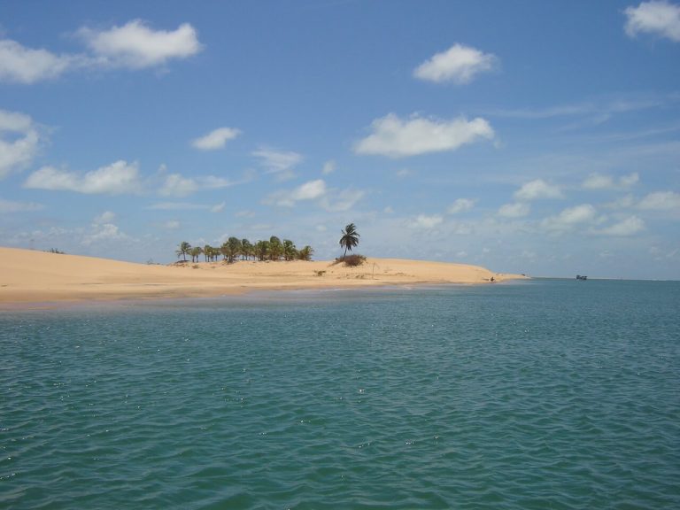 Foz do Rio São Francisco: Exxon quer perfurar 11 poços de petróleo perto do estuário do Velho Chico (Foto: Agência Alagoas)