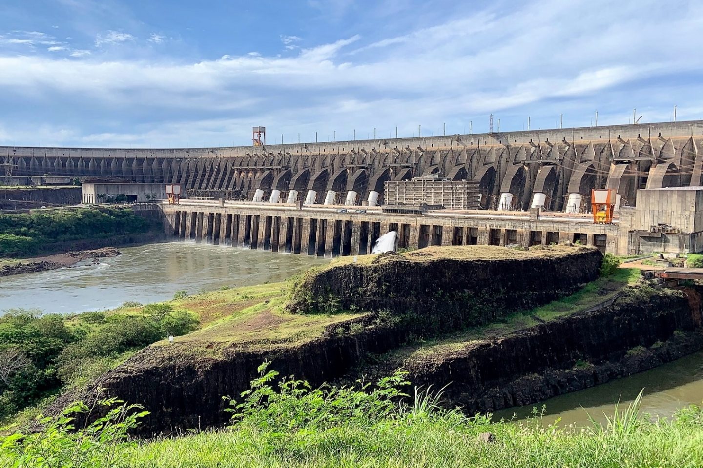 Vista da hidrelétrica Itaipu Binacional