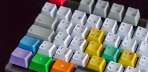 O teclado mecânico é uma alternativa durável e amiga do meio ambiente. Foto Juan Gomez/Unsplash
