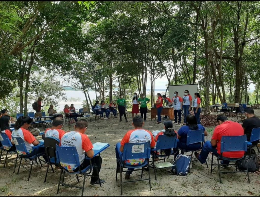 Projeto educacional desenvolvido pela FAS no estado do Amazonas: pesquisa mostra crescimento da confiança nas ONGs (Foto: FAS / Divulgação)