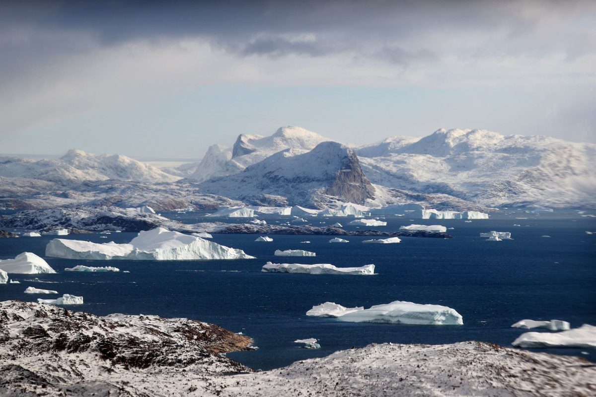 Derretimento de icebergs na Groenlândia com aquecimento dos oceanos: indicadores de crise climática quebram recordes em 2021 (Foto: Mario Tama / AFP - 07/09/2021)
