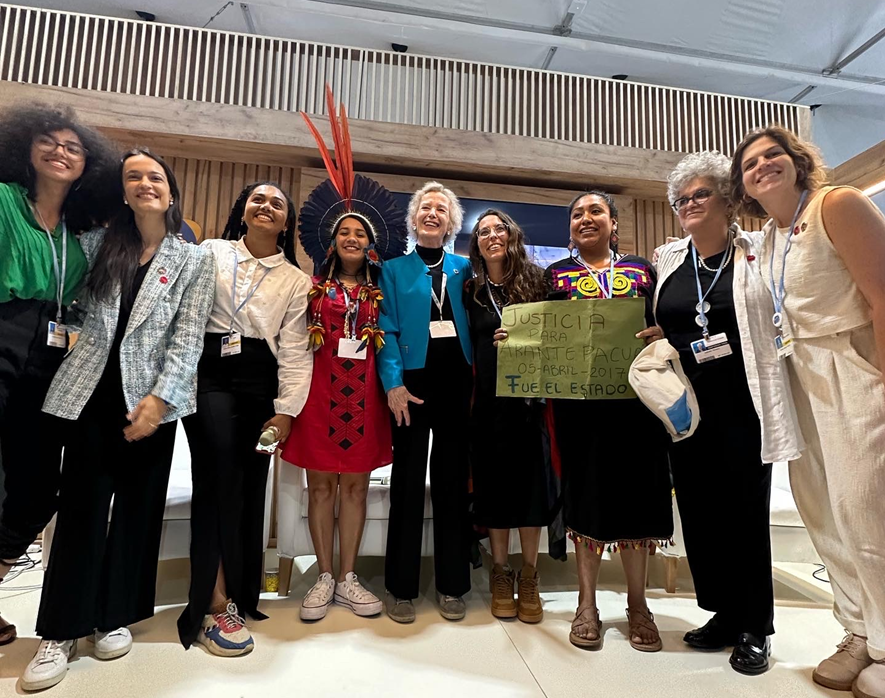 Samela com outras lideranças femininas da sociedade civil brasileira na COP27: vozes na luta pela justiça climática (Foto: Brazil Hub)