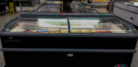 Geladeiras de supermercado: tecnologia pode evitar desperdício de alimentos devido à refrigeração deficiente. Foto Ana Carolina Aguiar