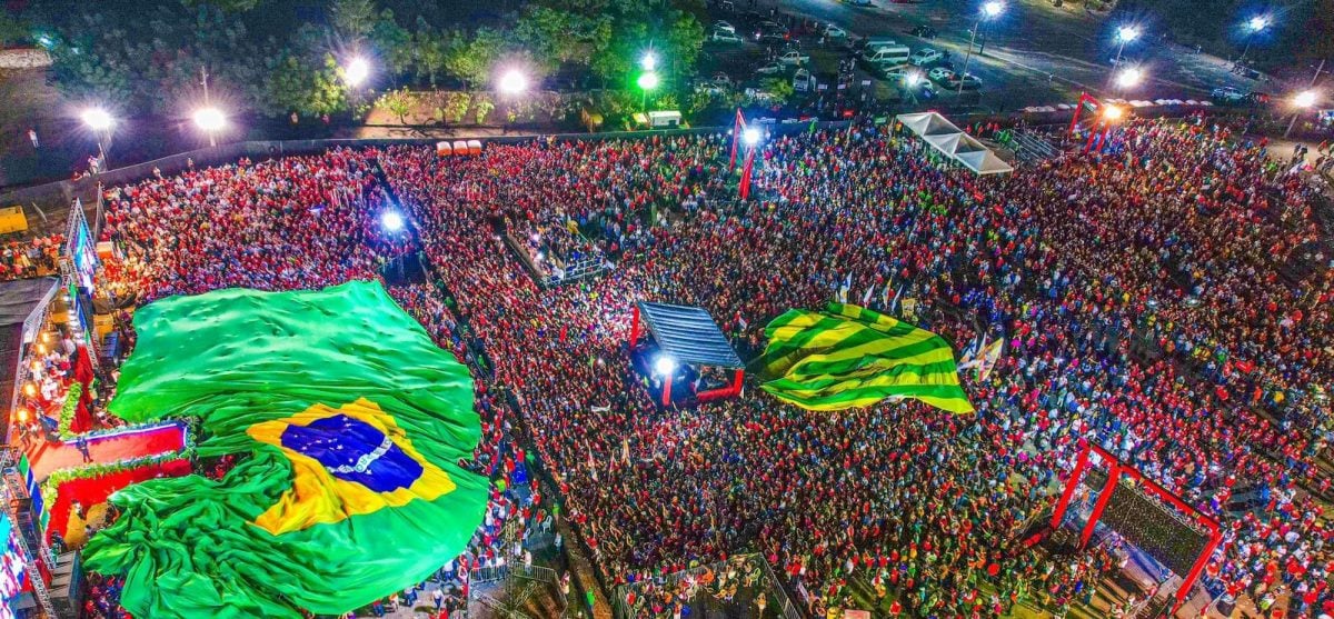 Edu Carvalho: 'O que eu queria dizer nessa carta, meu amigo Brasil, é que agora só nos resta agarrar às esperanças (Foto: Ricardo Stuckert - 03/08/2022)