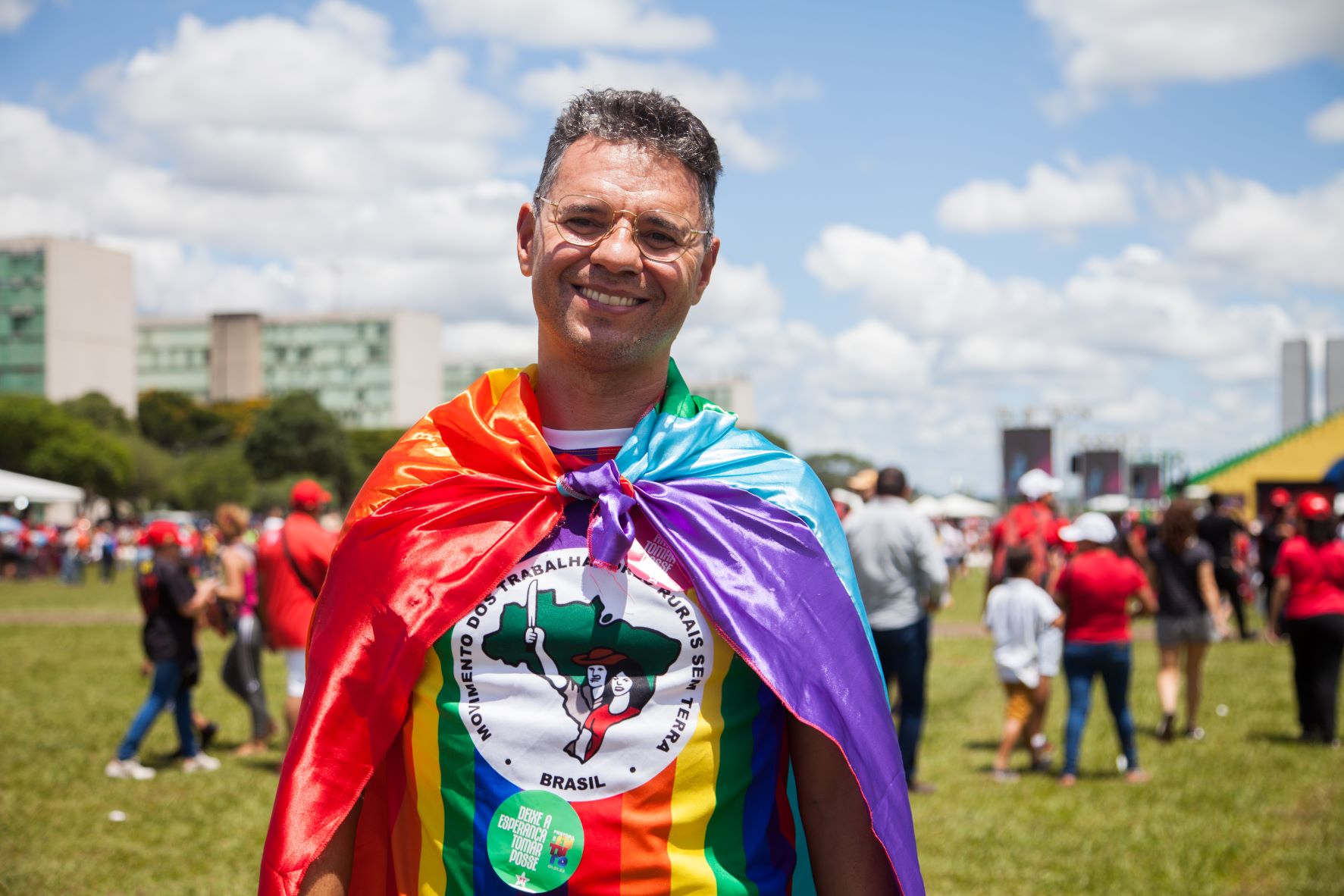 O assistente social e ativista Paulo na festa da posse: transversalidade para a pauta LGBTQIAP+ (Foto: Tatiana Reis)