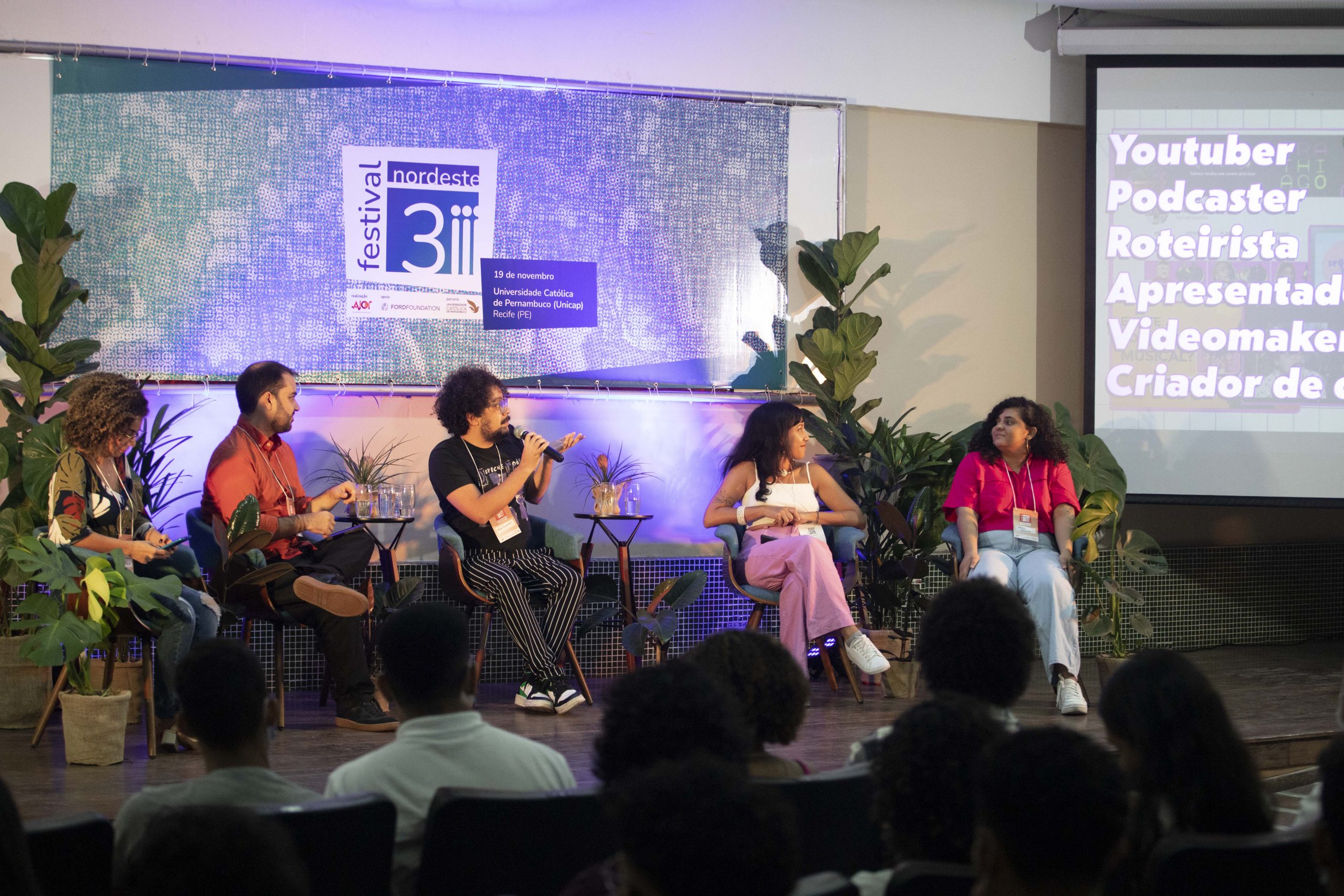 Debate no Festival 3i Nordeste, que reuniu mais de 200 pessoas no ano passado: jornalismo em discussão (Foto: Morgana Narjara / Divulgação - 19/11/2022)