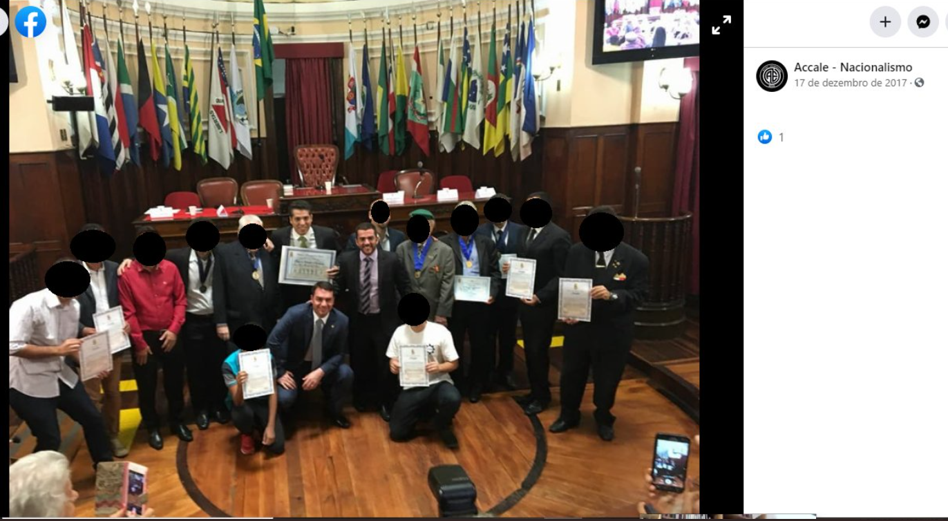 Cerimônia de criação da Accale, em Niterói, com a presença de Flávio Bolsonaro (ao centro), e dos bolsonaristas Rodrigo Amorim e Carlos Jordy. Foto Internet