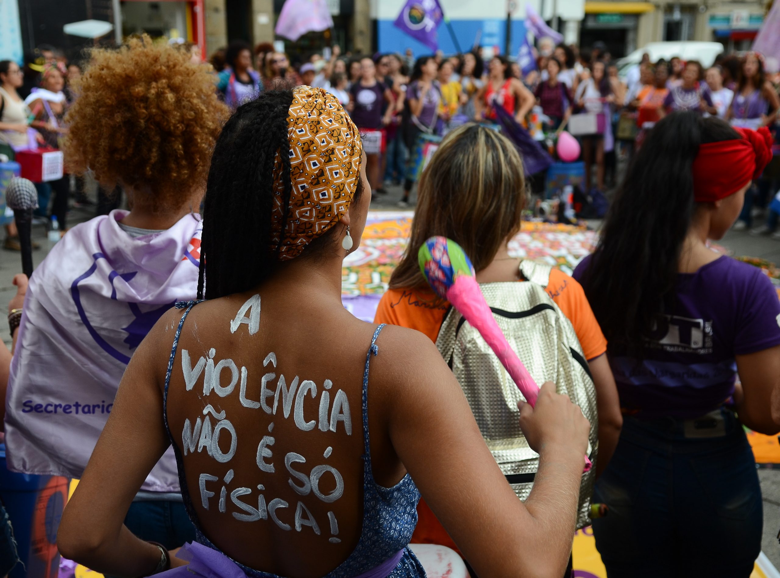 Manifestação pelo Dia Internacional da Mulher em São Paulo: nada de flores ou declarações de amor (Rovena Rosa/Agência Brasil - 08/03/2017)