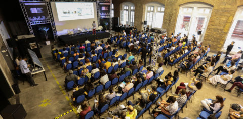 Debate na primeira edição do Festival 3i, em 2017, no Rio: evento voltado para o jornalismo digital, com foco em inovação e empreendedorismo (Foto: Festival 3i - 12/11/2017)
