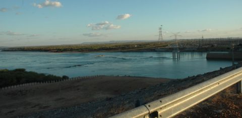 Hidrelétrica de Sobradinho com nível por conta da estiagem: Crise climática ameaça produção de energia elétrica no Brasil (Foto: Chesf / Divulgação)