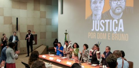 Homenagem ao indigenista Bruno Pereira e ao jornalista Dom Phillips no Ministério da Justiça: levantamento aponta assassinato de 169 defensores e defensora dos direitos humanos no governo Bolsonaro (Foto: Antônio Cruz/ Agência Brasil - 05/06/2023)