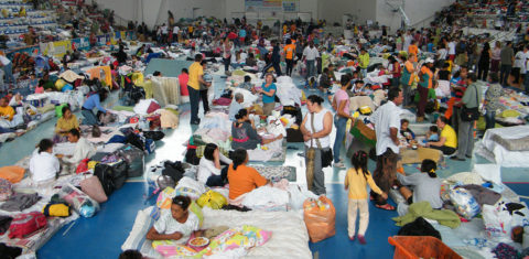 Desabrigados pelas chuvas na Região Serrana do Rio: desastres naturais obrigaram mais de 4 milhões de brasileiros a deixarem suas casas (Foto: Foto: Vladimir Platonow / Agência Brasil - Arquivo)