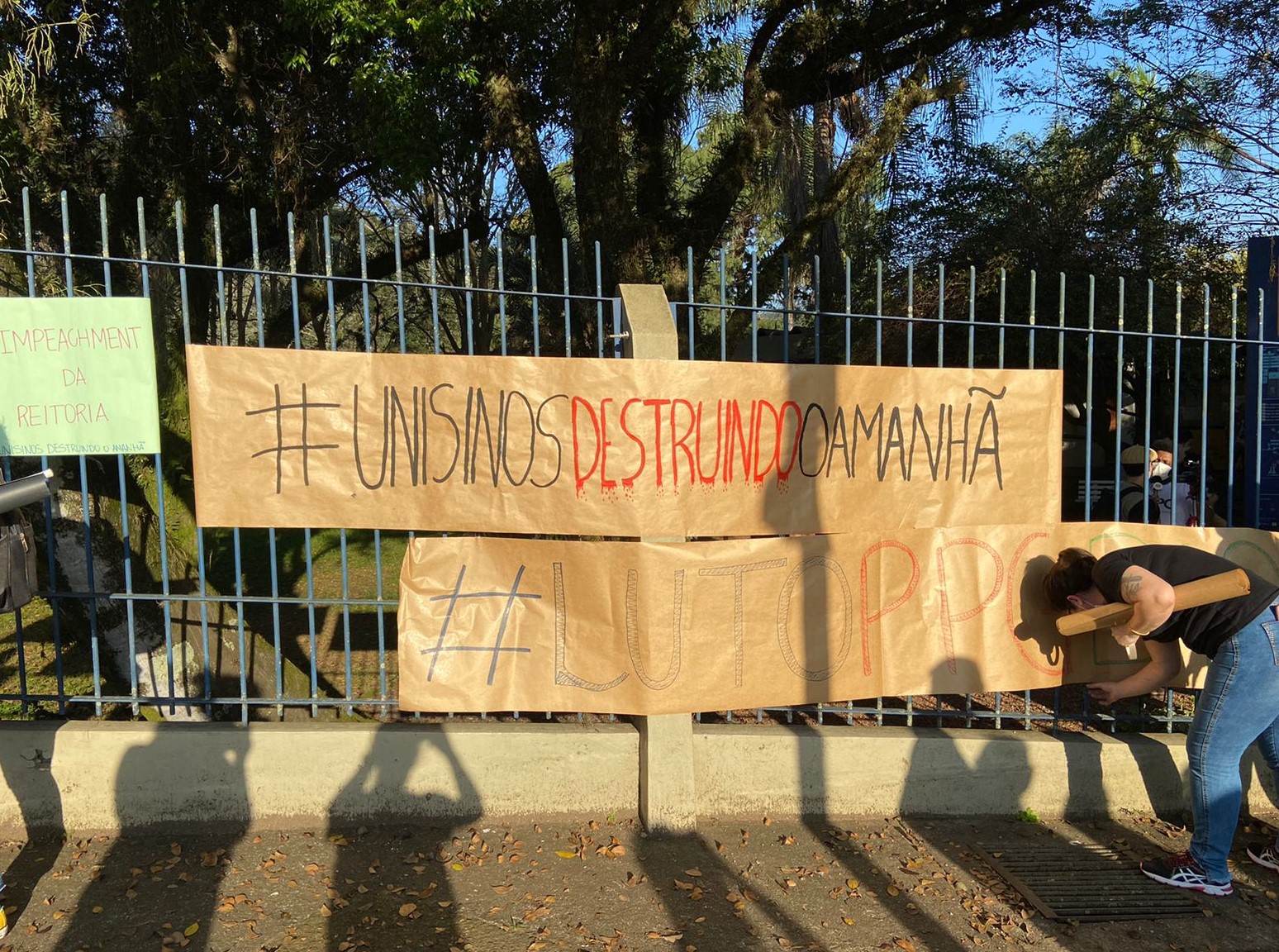 Protesto na Unisinos contra extinção de 12 programas de pós-graduação: clima de incerteza entre estudantes e professores (Foto: Vanessa Ruffatto)