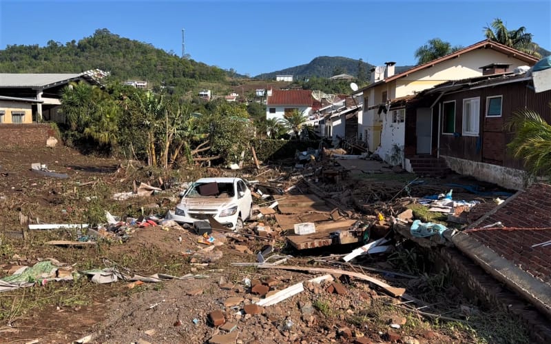 Destruição provocada pela enchente do Rio Taquari no município de Roca Sales onde 10 pessoas morreram: Rio Grande do Sul já registrou mais de 40 mortes (Foto: Gov-RS)