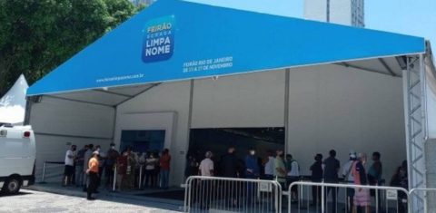 Feirão para limpar o nome no Rio: índice de inadimplência na Região Metropolitana é de 53,6%, bem acima da média (44%) do Brasil (Foto: Serasa / Divulgação)