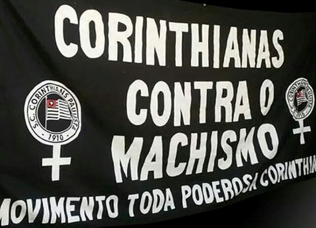 Camiseta Feminista - Masculinidade Tóxica em 2023