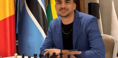 O pernambucano Yago Moura na Copa do Mundo de Xadrez, em Baku (Azerbaijão): das praças de Recife a Grande Mestre Internacional (Foto: Arquivo Pessoal)