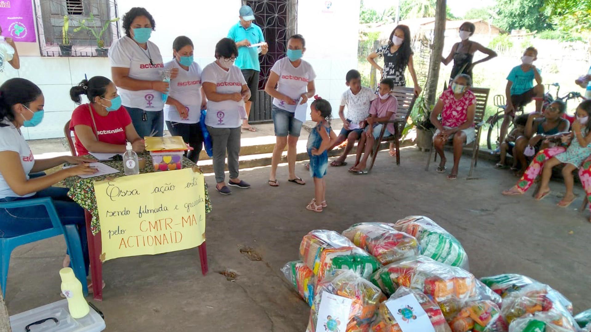 Preparação para distribuição de cestas básicas no Maranhão: cinco avisos para ajudar o Brasil sair do Mapa da Fome (Foto: CRT-MA/ActionAid)