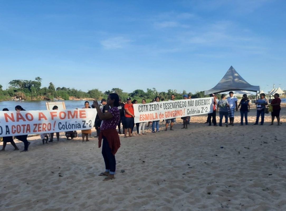 Protesto de pescadores às margens do Rio Paraguai contra lei que proíbe pesca em Mato Grosso: mães solo são as mais afetadas na categoria (Foto: Arquivo Pessoal)