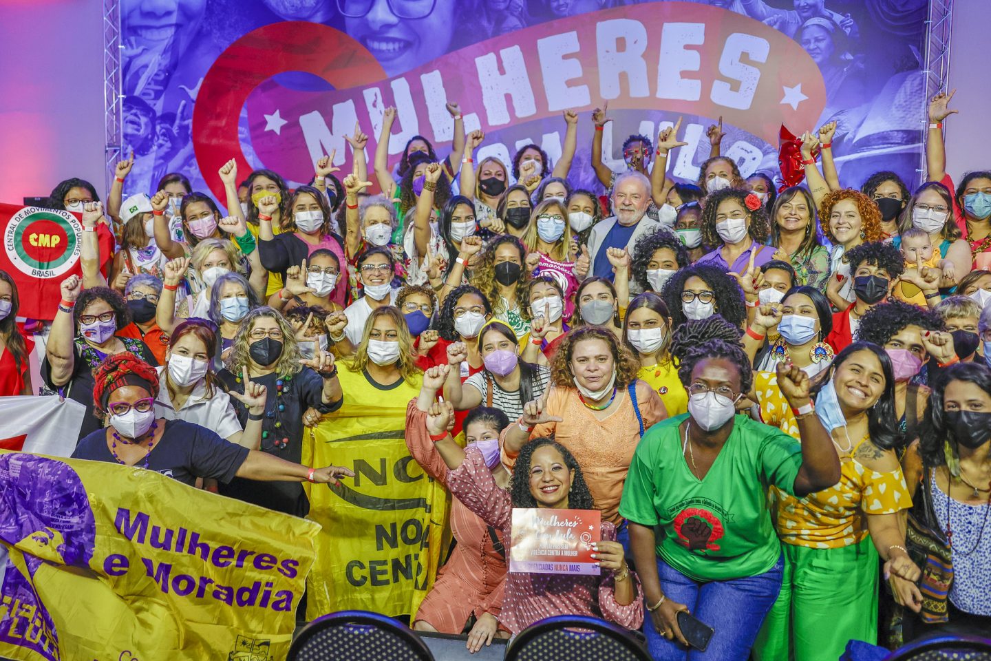 Encontro de mulheres com Lula: brasileiras são a maioria da população, a maioria do eleitorado e têm mais anos de estudo, mas continuam distantes dos espaços de poder (Foto: Ricardo Stuckert - 10/03/2022)