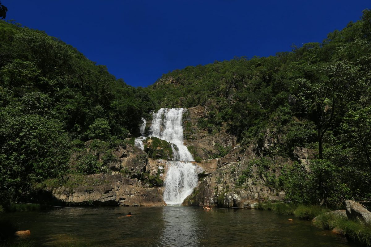 Cachoeira em território quilombola na Chapada dos Veadeiros: 83% da vegetação do Cerrado preservada no Quilombo Kalunga (Foto: AQK)