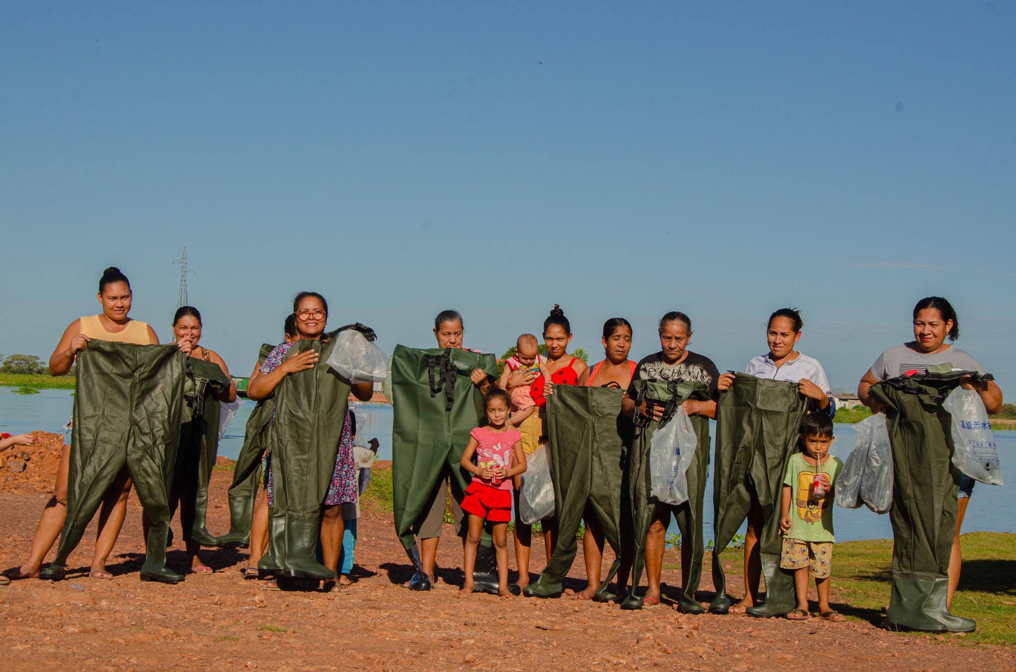 De acordo com dados da ONG Ecoa - Ecologia e Ação, a estimativa é de que 90% do time de isqueiras no Pantanal seja feminino. Foto Raquel Alves