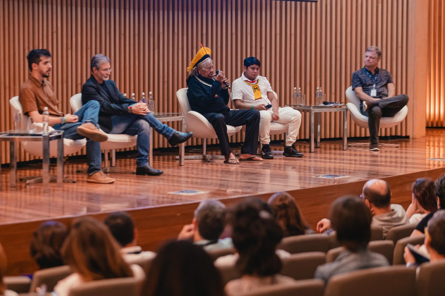 Raoni no Museu do Amanhã, na Semana do Meio Ambiente. Foto de Albert Andrade