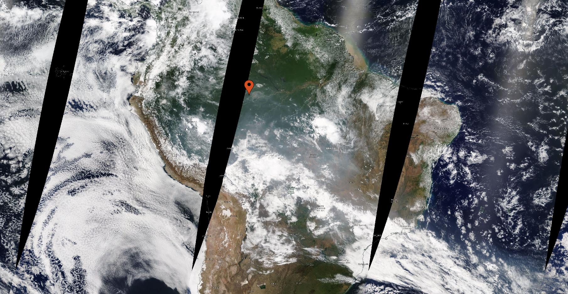 Imagem da plataforma WorldView da Nasa em 20 de agosto mostra fumaça em deslocamento pela América do Sul (Reprodução)