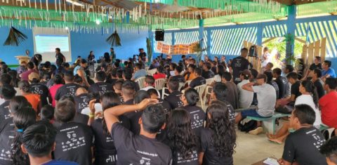 Assembleia de comunidades indígenas da região de Iauaretê, no Rio Uaupés,: mercado de créditos de carbono viram preocupação para indígenas na fronteira Brasil/Colômbia (Foto: Juliana Radler / ISA)