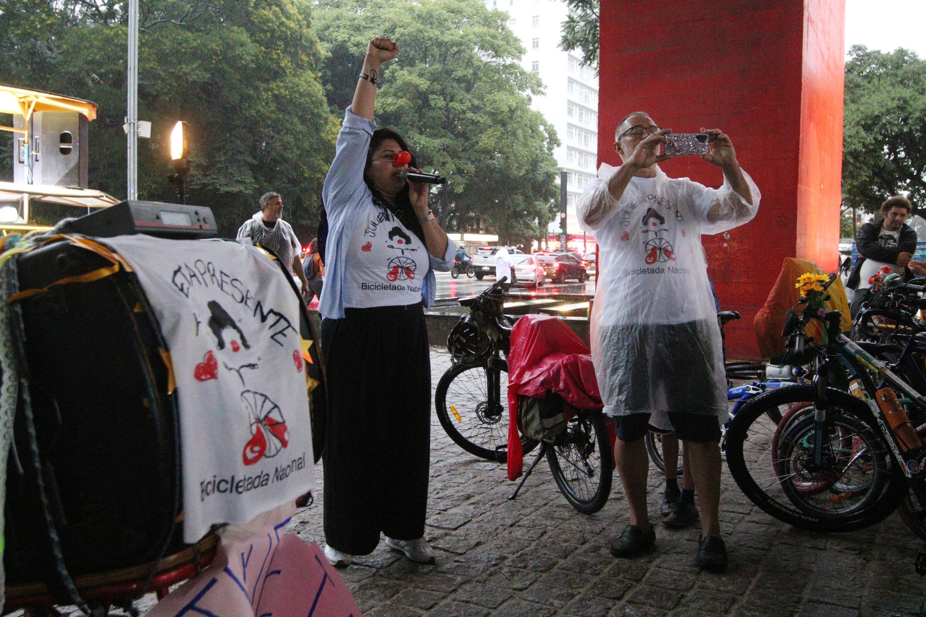 Protesto em São Paulo durante a bicicleta nacional por segurança que homenageou a ciclista Julieta Hernandes: cicloativistas mobilizados em defesa da vida no trânsito (Foto: Rovena Rosa / Agência Brasil - 12/01/2024)