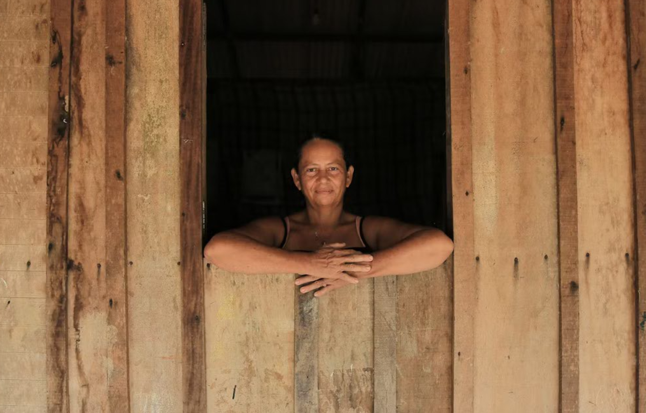 Rosângela Silva lidera associação de agricultores do sudoeste do Pará que produz alimentos para o comércio e para a merenda escolar: "São pequenos plantios, mas são tão diversificados que sempre tem algum alimento para ser colhido" (Foto: CI-Brasil)