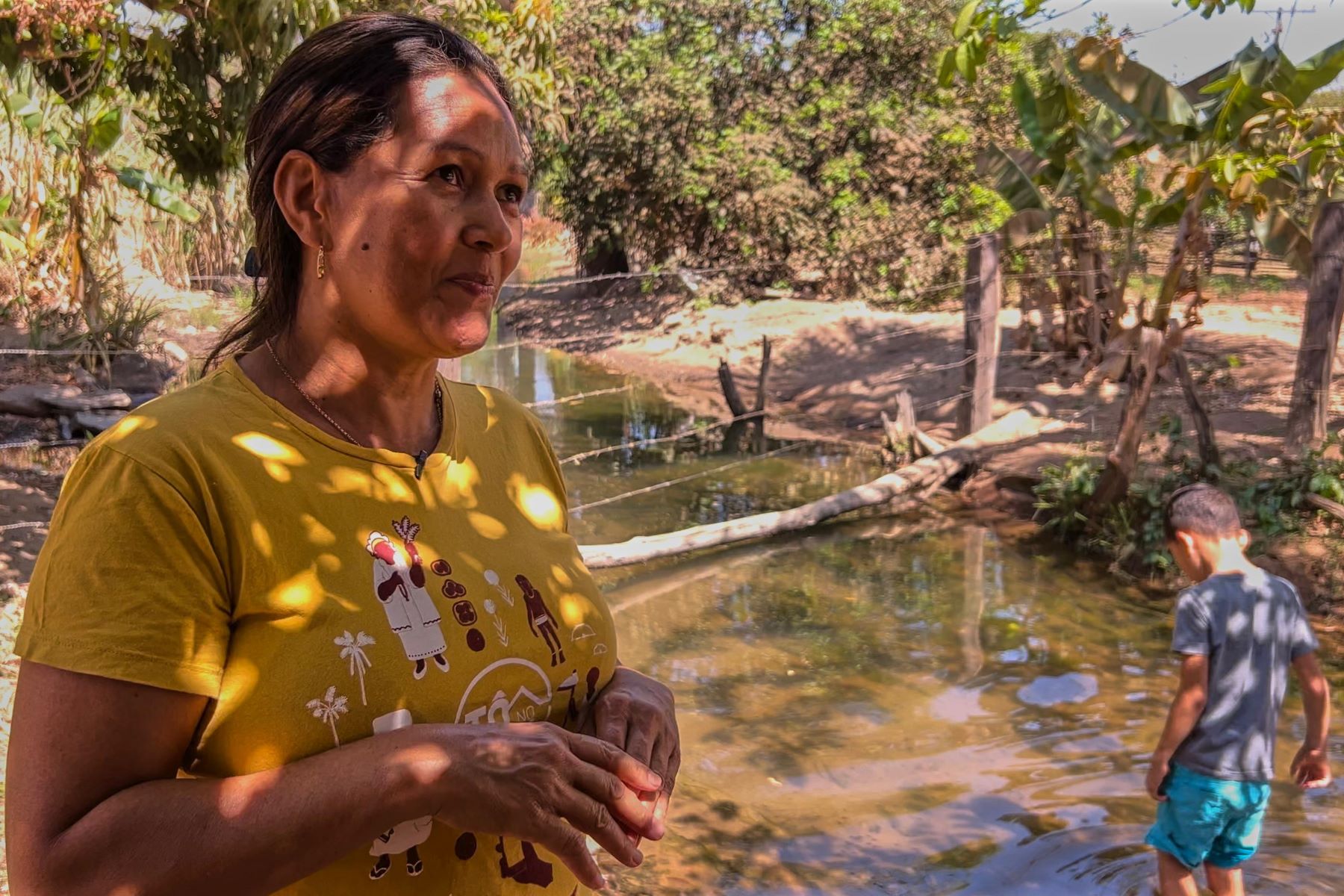 Ailene Barbosa, agricultora de comunidade de fecho e fundo de pasto em MInas Gerais: temor com o avanço do agronegócio (Foto: Macaca Filmes)