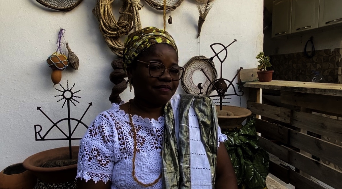 Fátima Oliveira, a Mãe de Santo Nengua Dandalumuenu, líder do terreiro de Candomblé Nzo Nguku Kukia, próximo ao Rio Paraopeba: "A Vale vem sendo omissa" (Foto: Arquivo Pessoal)