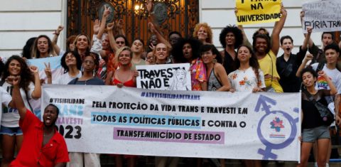 Manifestação no Rio denuncia violência contra pessoas trans: 122 assassinato no Brasil em 2024 (Foto: Fernando Frazão / Agência Brasil - 27/01/2023)