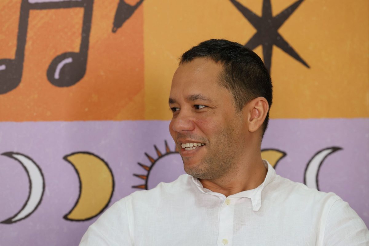 Bienal do Livro RJ: Autor do sucesso de público e crítica "Torto Arado", Itamar Vieira Junior participa de (Foto: Rovena Rosa/ Agência Brasil)
