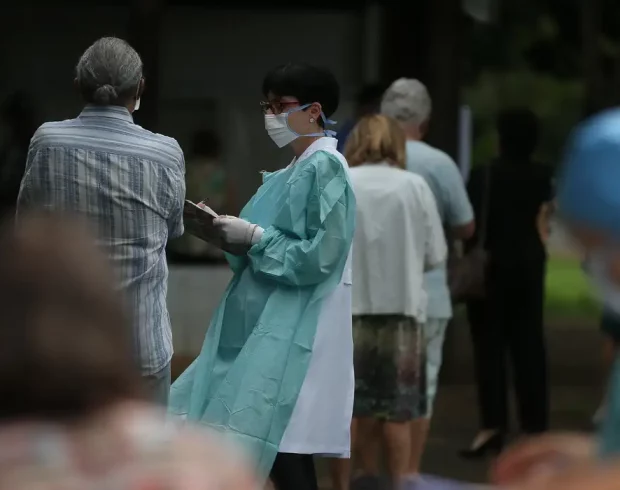 Geriatra: ‘Modelo de saúde brasileiro é caótico e muito caro’